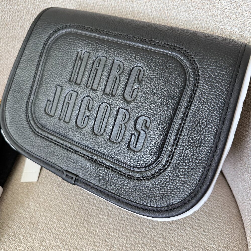 NWT- MARC JACOBS Crossbody bag